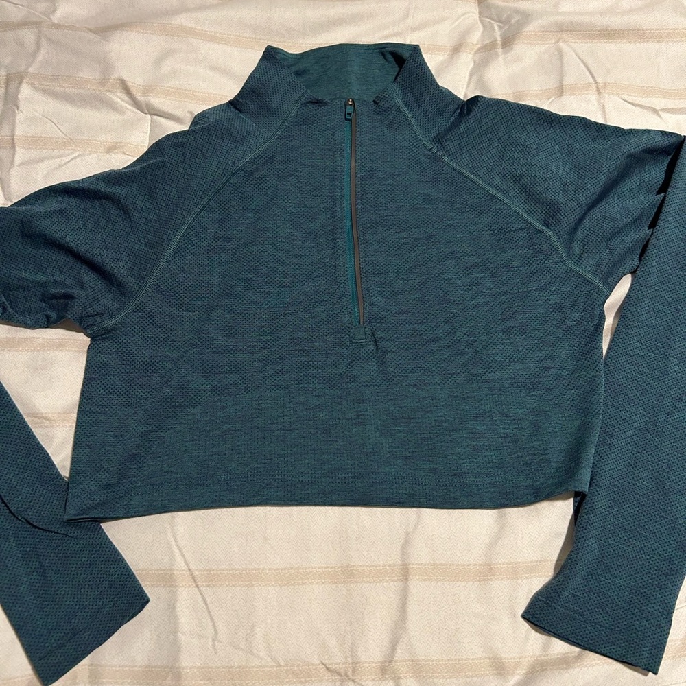 Lululemon Swiftly Tech Cropped Long Sleeve Pullover Size 6